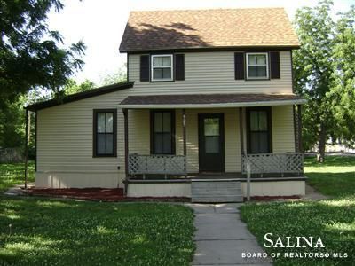925 Cedar, Salina, KS 67401