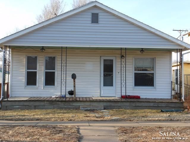 316 E 2nd, Ellsworth, KS 67439