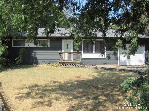 1410 Cloud Cir, Salina, KS 67401