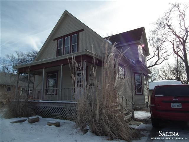 408 E Mulberry St, Salina, KS 67401