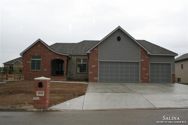 2519 Kasyn, Salina, KS 67401