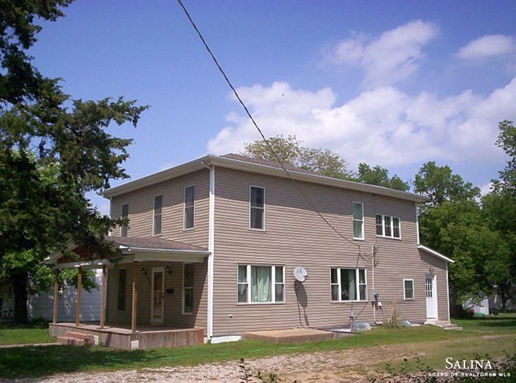 112 N Rothsay, Minneapolis, KS 67467