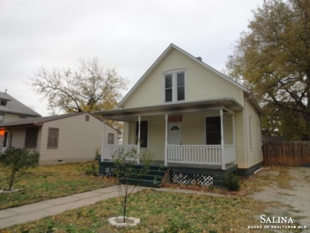 212 W 5th, Solomon, KS 67480