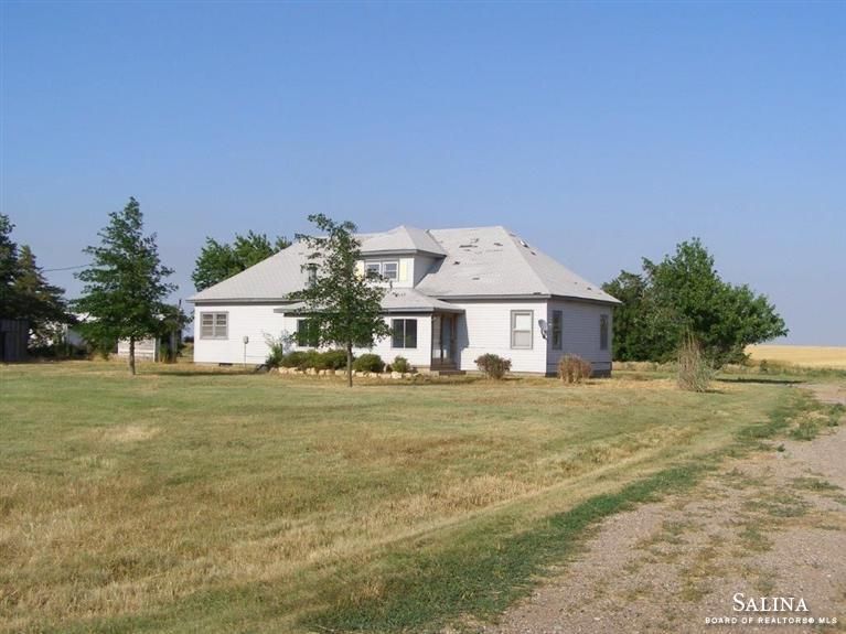 2285 15th Rd, Geneseo, KS 67444