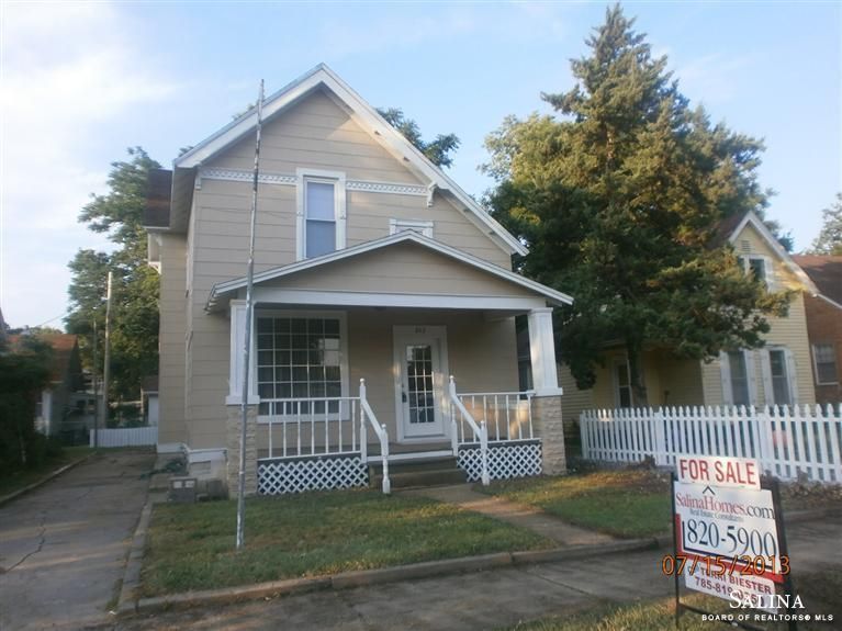 803 Park St, Salina, KS 67401