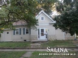 501 NW 7th St, Abilene, KS 67410