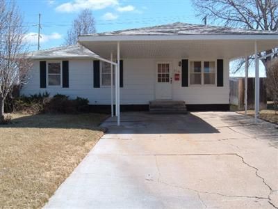2320 Mccormick, Great Bend, KS 67530