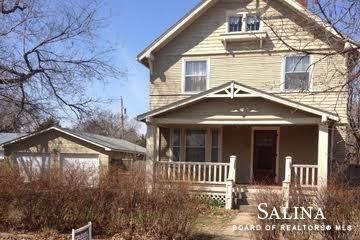208 S Main St, Smolan, KS 67456
