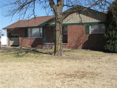 1637 N Elm, Russell, KS 67665