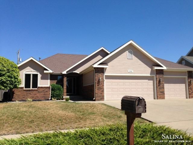 2941 Tasker Ln, Salina, KS 67401