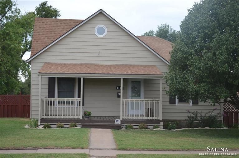 1102 N Colorado, Ellsworth, KS 67439