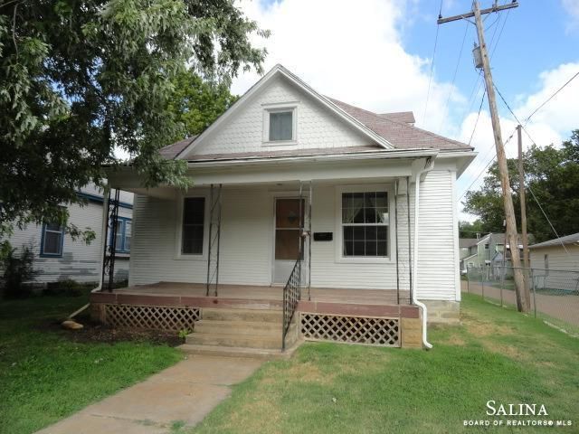 133 S Phillips St, Salina, KS 67401