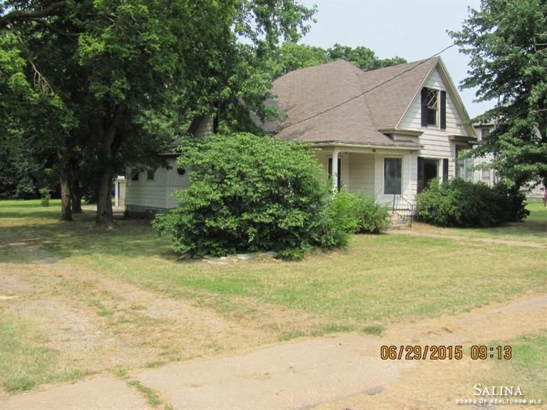 303 N Strickler Ave, Delphos, KS 67436
