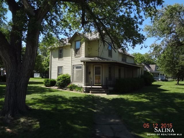 603 Elm St, Minneapolis, KS 67467