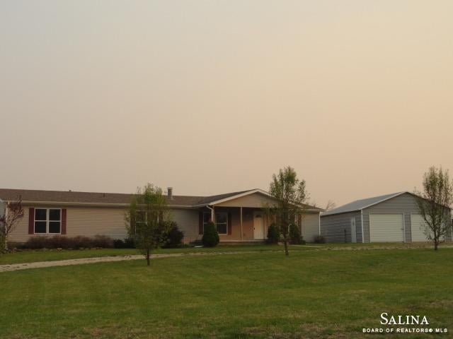 505 E Broadway St, Hope, KS 67451