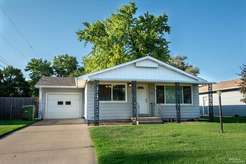 1035 Scott Ave, Salina, KS 67401