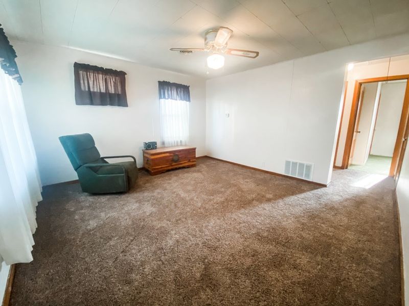 317 S Ohio St, Salina, KS 67401