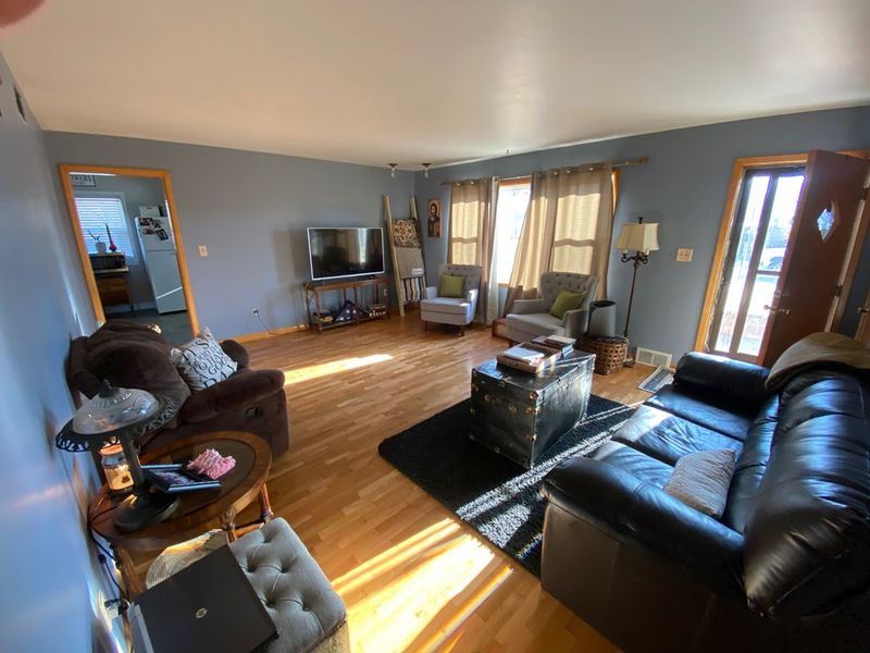1317 Hoover St, Great Bend, KS 67530