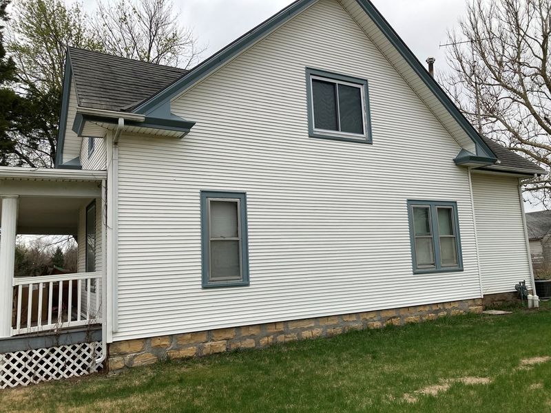 210 S Frank, Holyrood, KS 67450