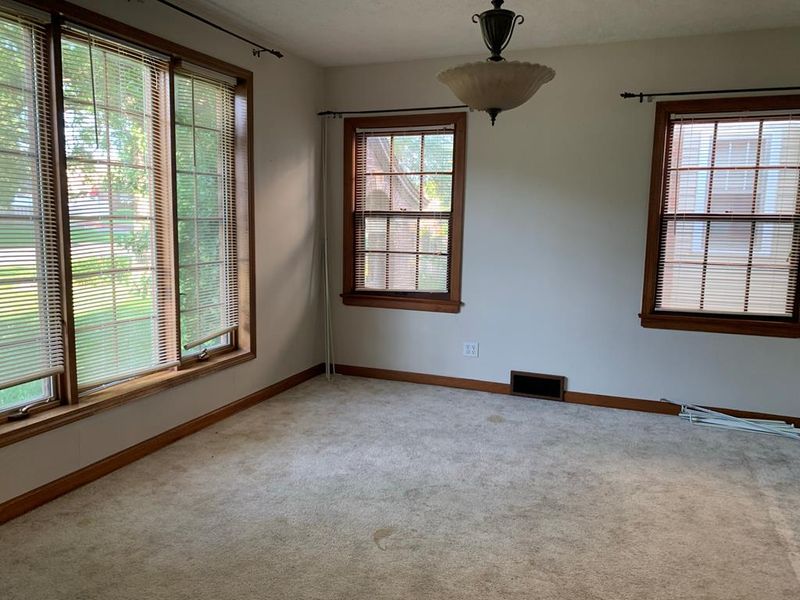 3200 17th St, Great Bend, KS 67530