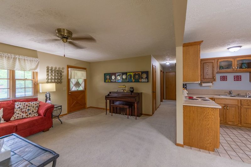 709 Marvin Ave, Salina, KS 67401