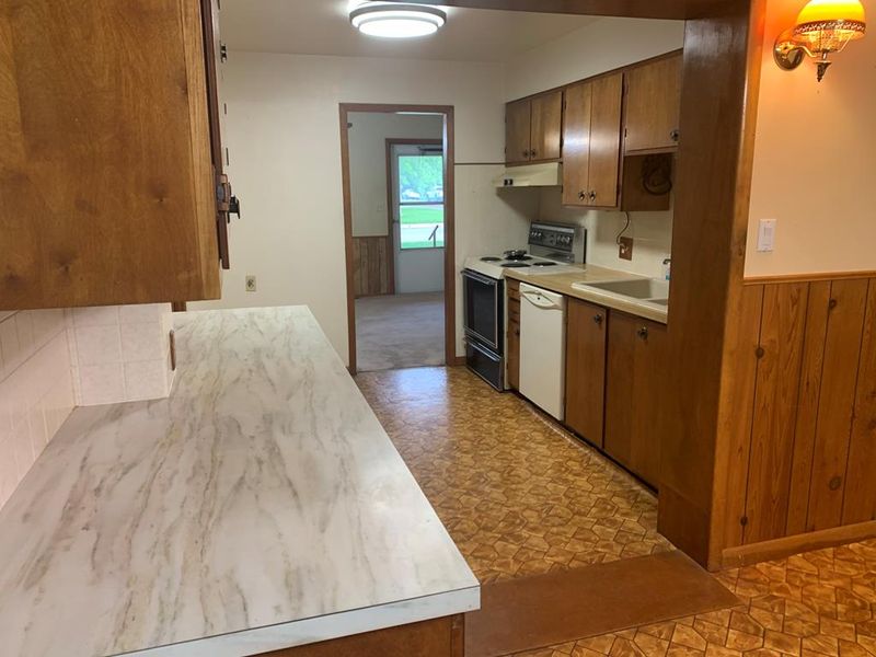 1450 18th St, Great Bend, KS 67530