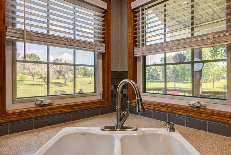134 S Morris Dr, Salina, KS 67401