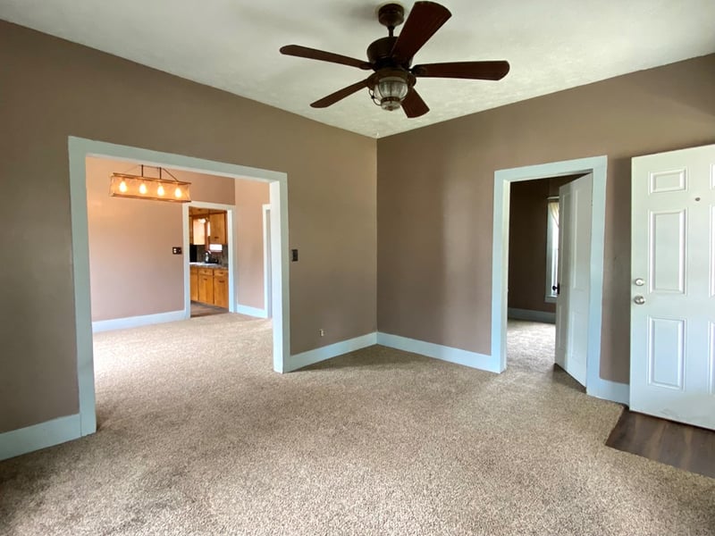 724 Spring St, Gypsum, KS 67448