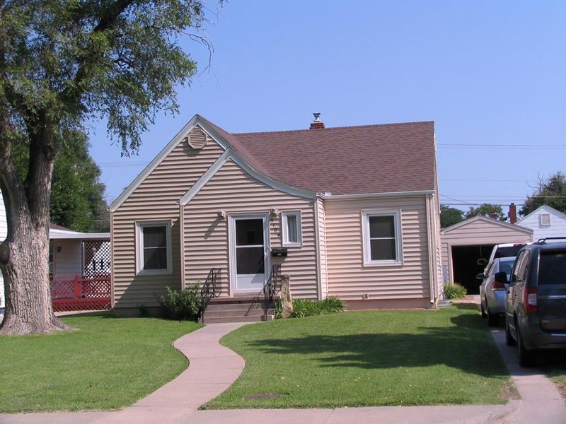 3104 17th St, Great Bend, KS 67530