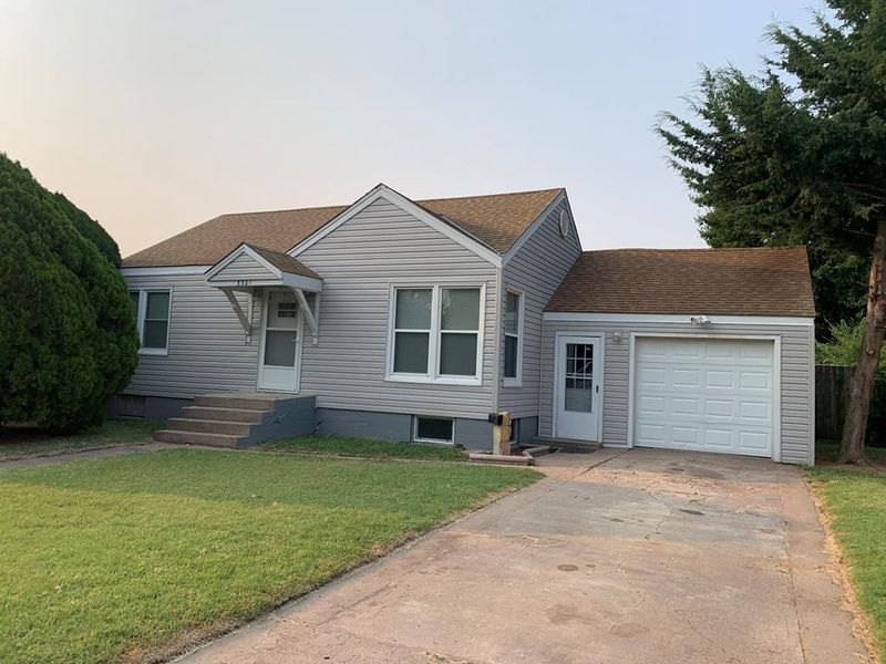 3301 Forest Ave, Great Bend, KS 67530