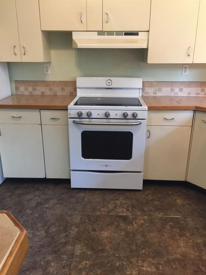 122 Raleigh, Salina, KS 64701