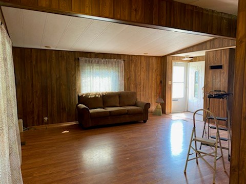 206 W Kansas Ave, Bushton, KS 67427