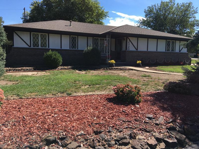 2320 Georgetown, Salina, KS 67401