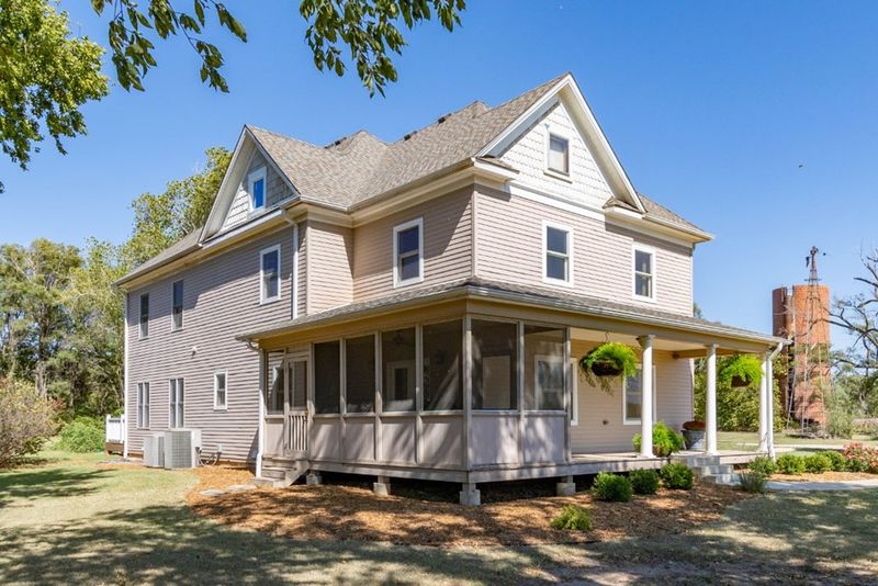 1713 Granite, Bennington, KS 67422