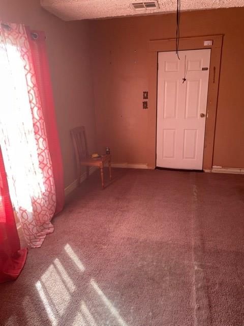 206 Fruit St, Great Bend, KS 67530