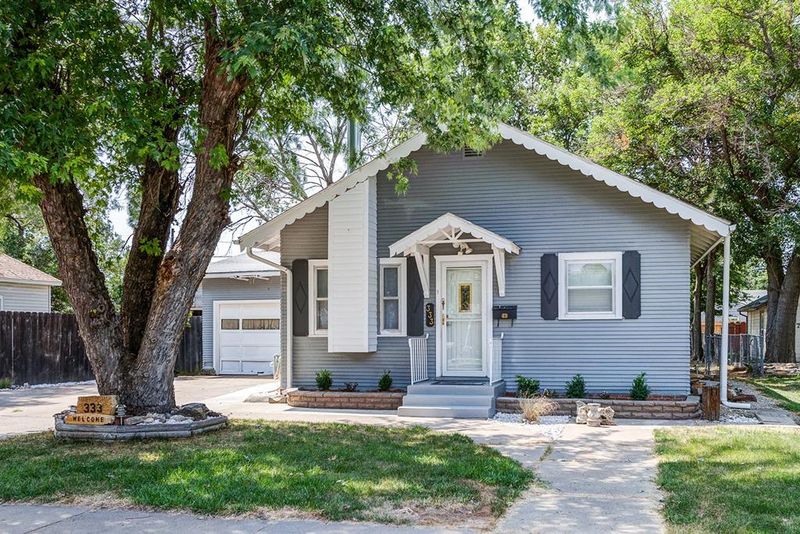 333 W Claflin Ave, Salina, KS 67401