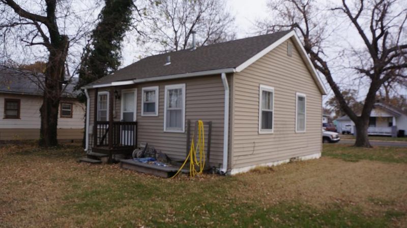 301 Rahm, Salina, KS 67401