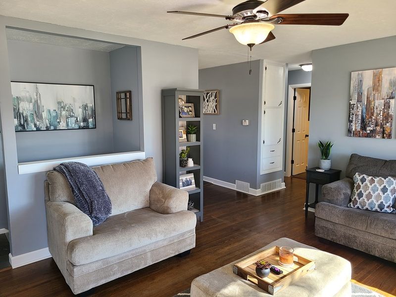 2235 Wesley St, Salina, KS 67401