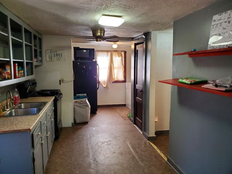 240 S Front, Salina, KS 67401