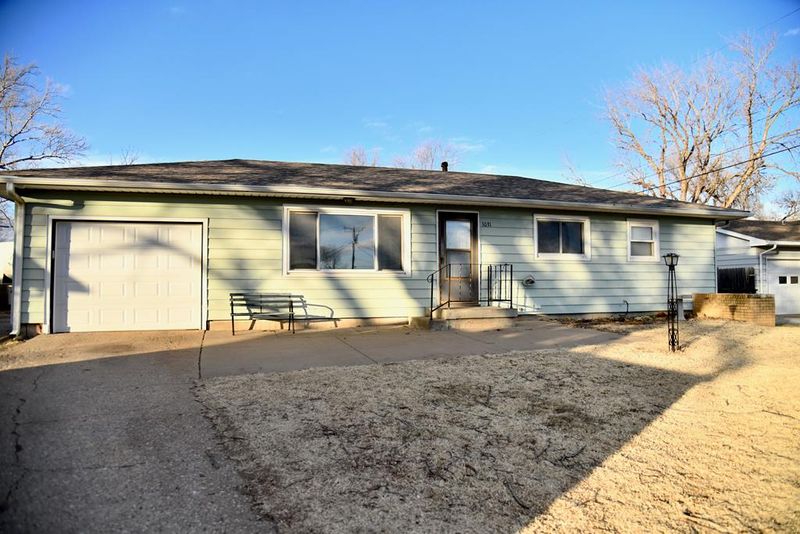 1031 Scott, Salina, KS 67401
