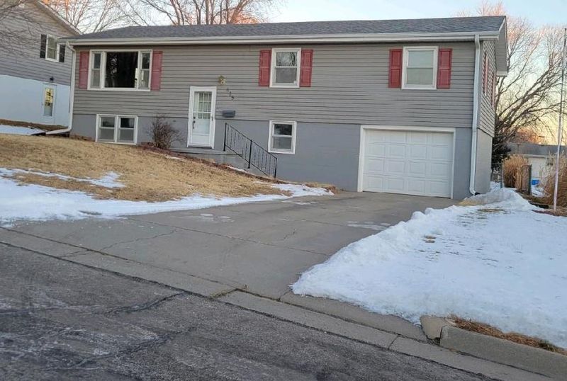 525 E 15, Concordia, KS 66901