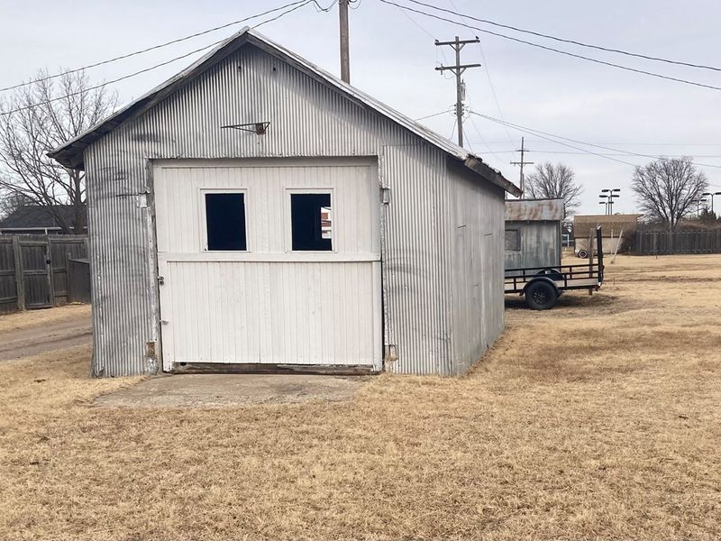 301 7th, Claflin, KS 67525