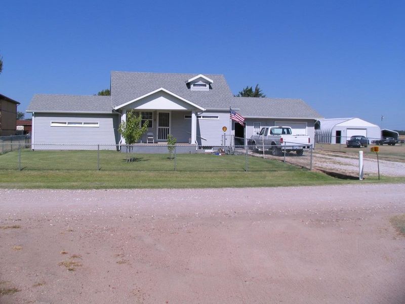 325 Marla St, Great Bend, KS 67530