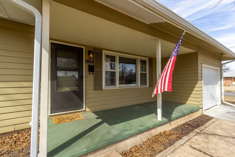 1804 Lewis Ave, Salina, KS 67401