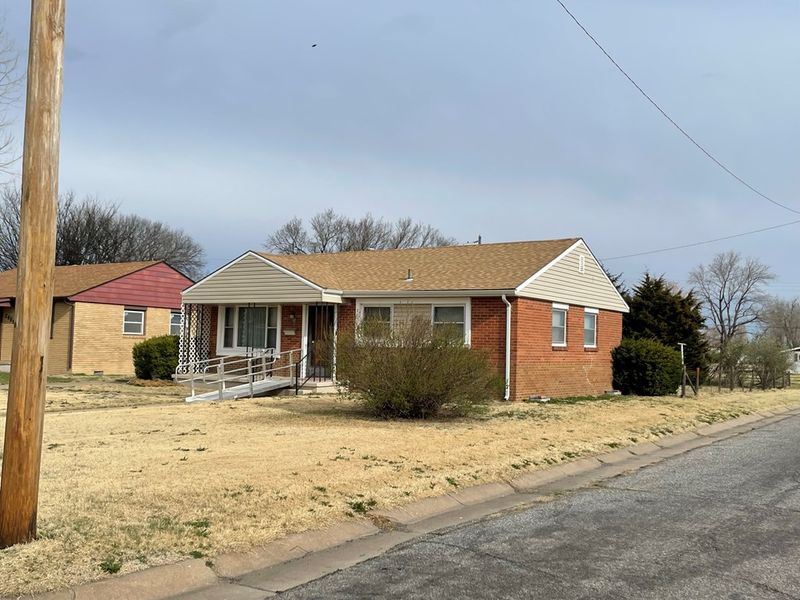 1400 21st, Great Bend, KS 67530