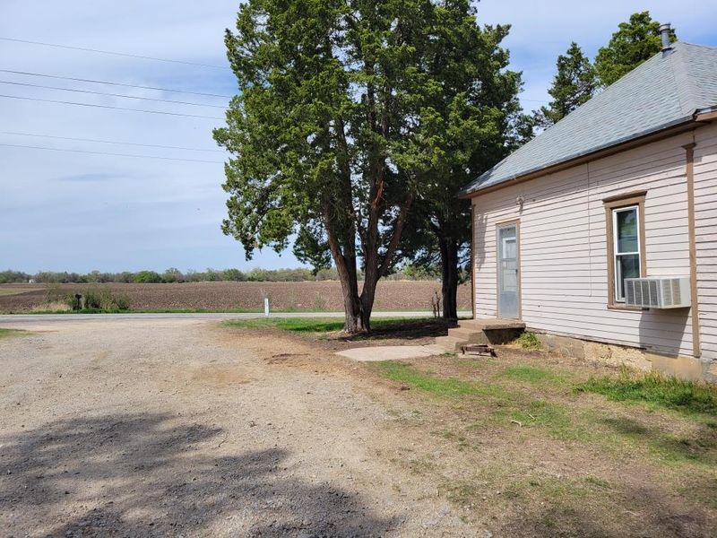 19412 Luray Ln, Luray, KS 67649