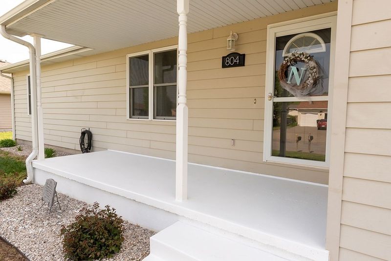 804 Marilyn St, Minneapolis, KS 67467
