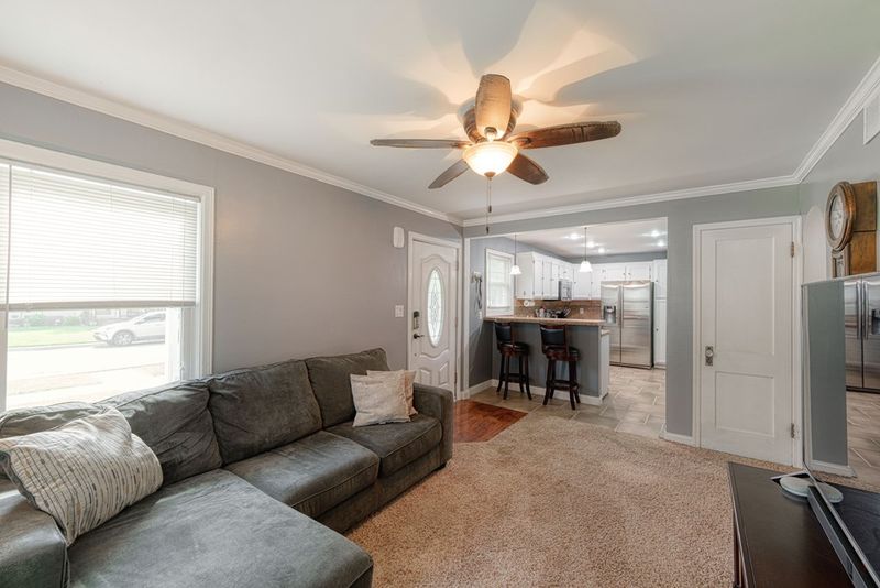 836 Merrill St, Salina, KS 67401