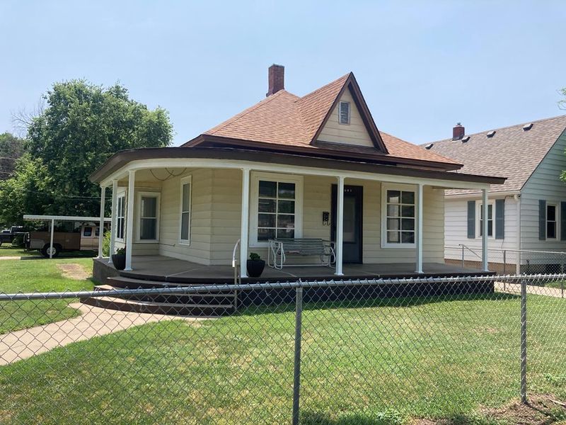 2603 Forest Ave, Great Bend, KS 67530