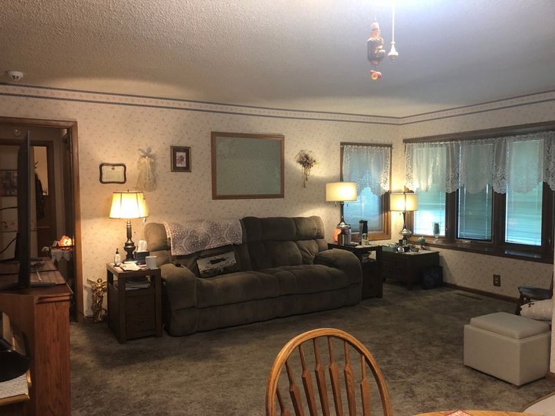 5306 Eisenhower Ave, Great Bend, KS 67530